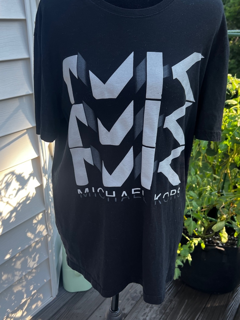 Michael Kors Men’s Graphic Logo T-Shirt Black White Y2K Streetwear Size M